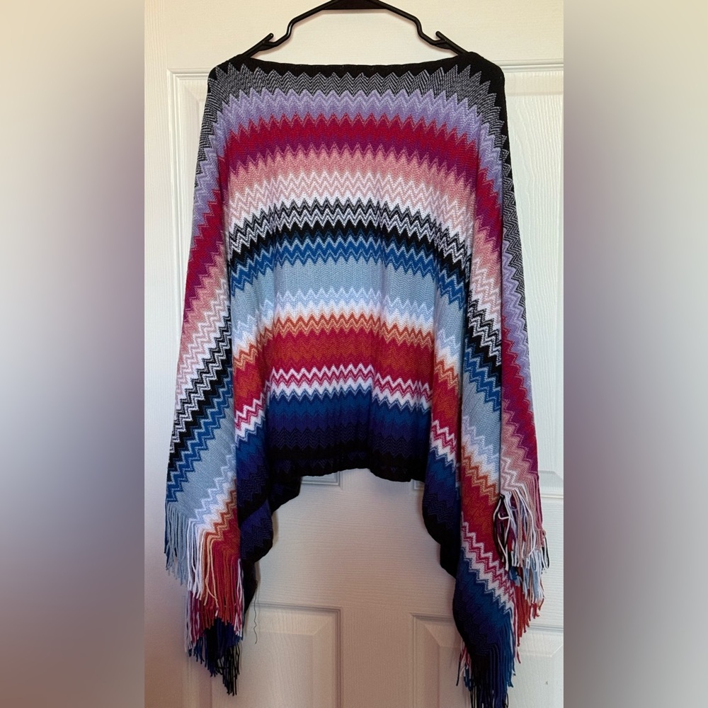 Missoni Multicolor Chevron Wool Knit Poncho with Fringe Sleeves - Picture 4 of 4